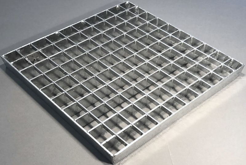 Caillebotis Pressé galvanisé maille 30x30 - 30x3