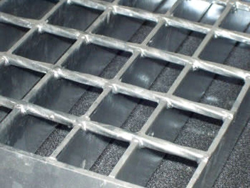 Caillebotis Electroforgé galvanisé 30x30 porteur 30x3 Caillebotis électroforgé maille 30x30
