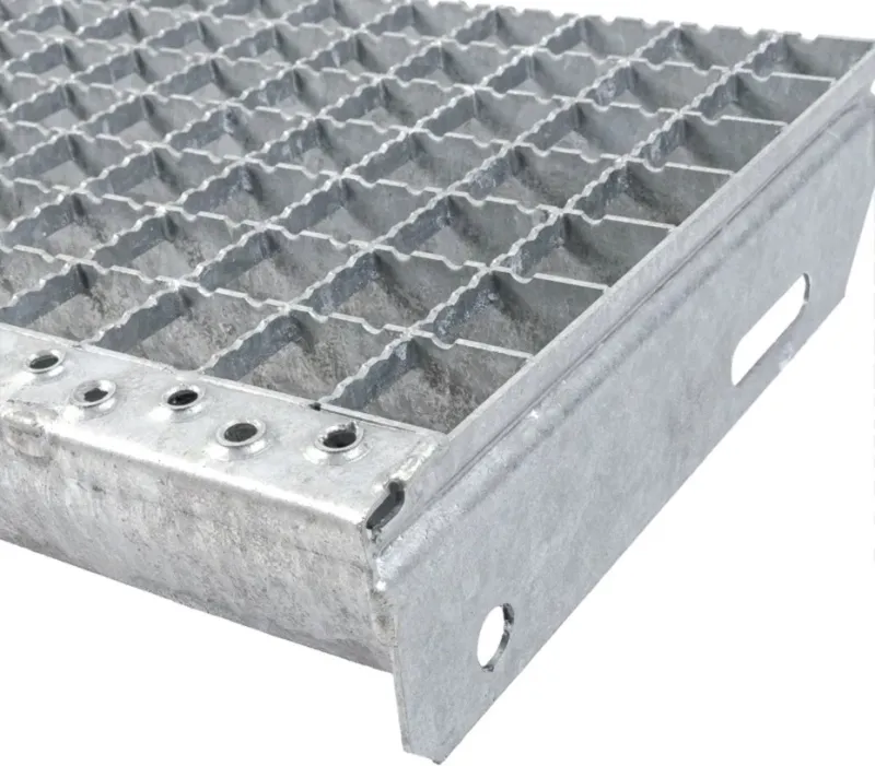 Marche cranter caillebotis acier pressé 30x30