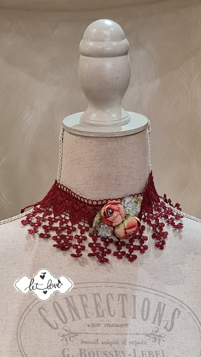 Lace &amp; Rose Choker