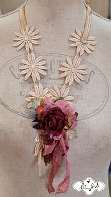 Daisy Lace & Rose Neckpiece/Brooch