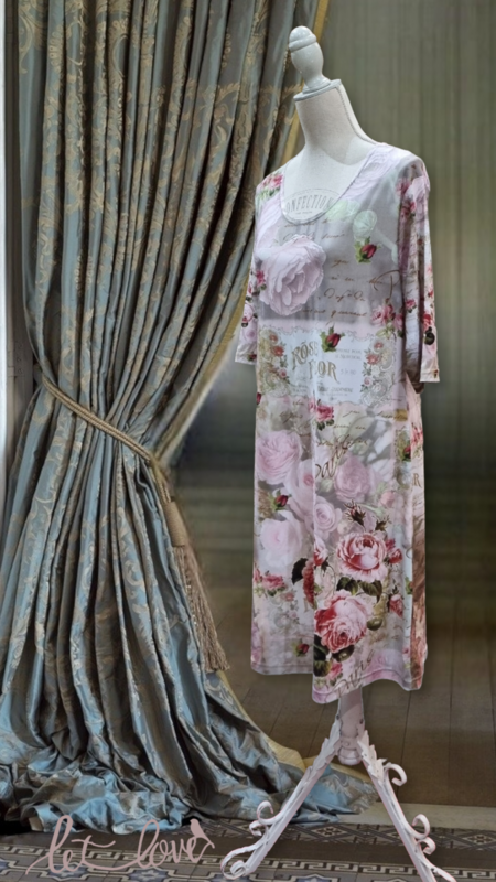 Dress Below the Knee, with Sleeves
