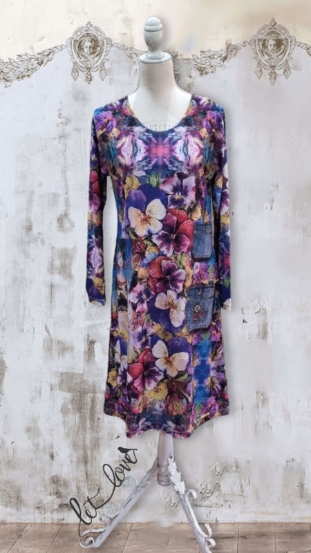 Dress Below the Knee, with Sleeves