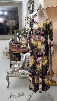 Ankle Length Dress with Sleeves