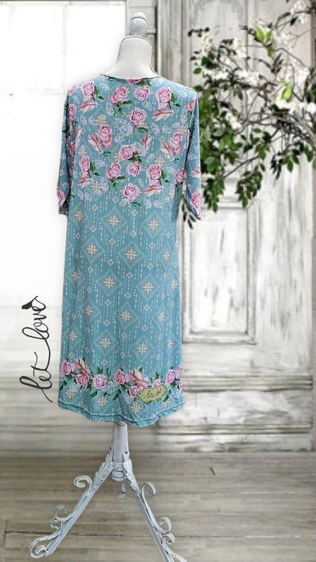 Dress Below the Knee, with Sleeves