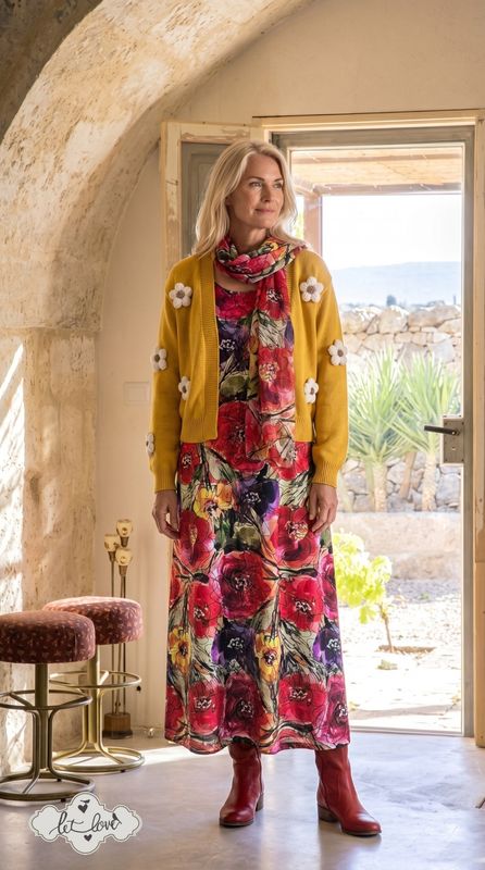 Cardigan with Daisies