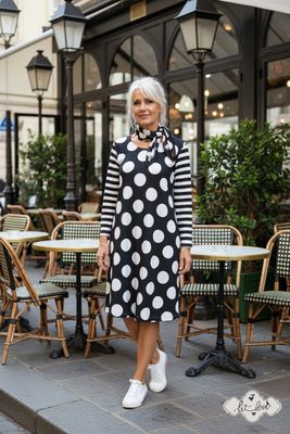 Dress Below the Knee, with Sleeves