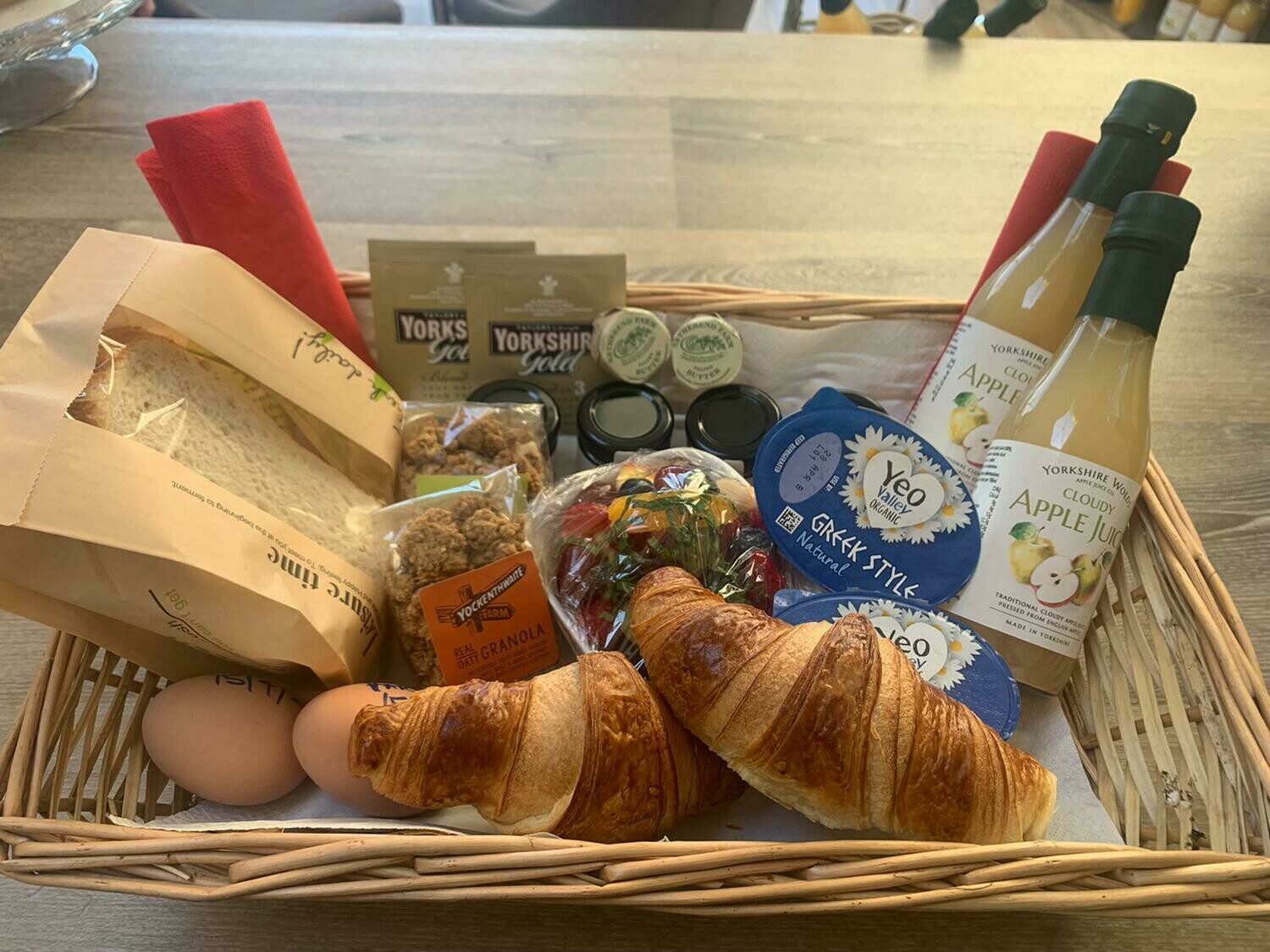 The Private Hill Breakfast Basket for Two