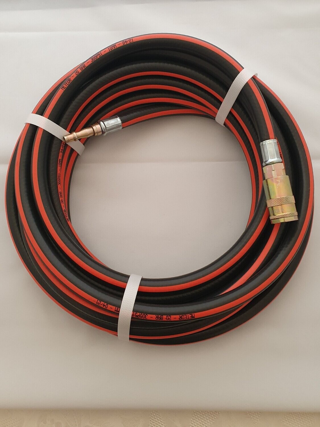 Meteor Hose Assembly 20 mtrs x 10mm (3/8") with coupling and adaptor fitted
