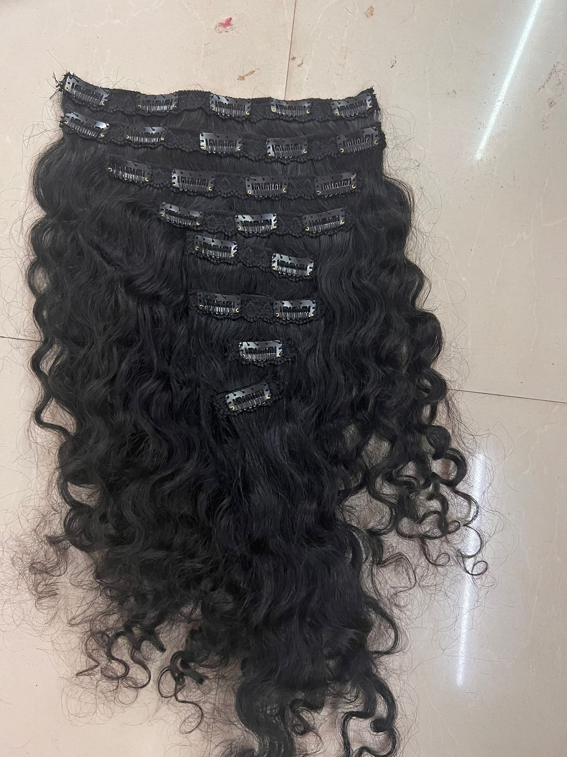 CLIP HAIR EXTENSION
