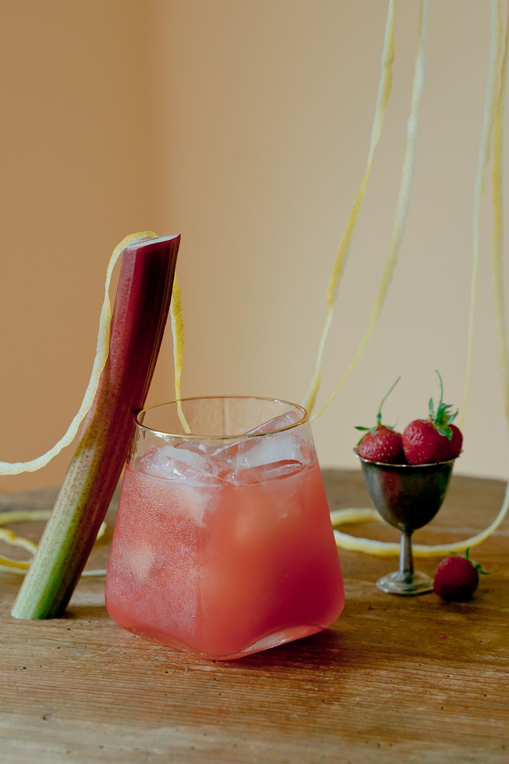 Strawberry Rhubarb Lemonade (Single Serving)