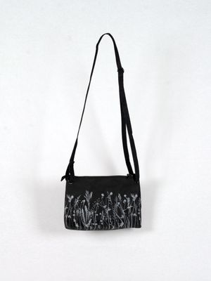 Handtasche Wiese schwarz mit grauem Druck