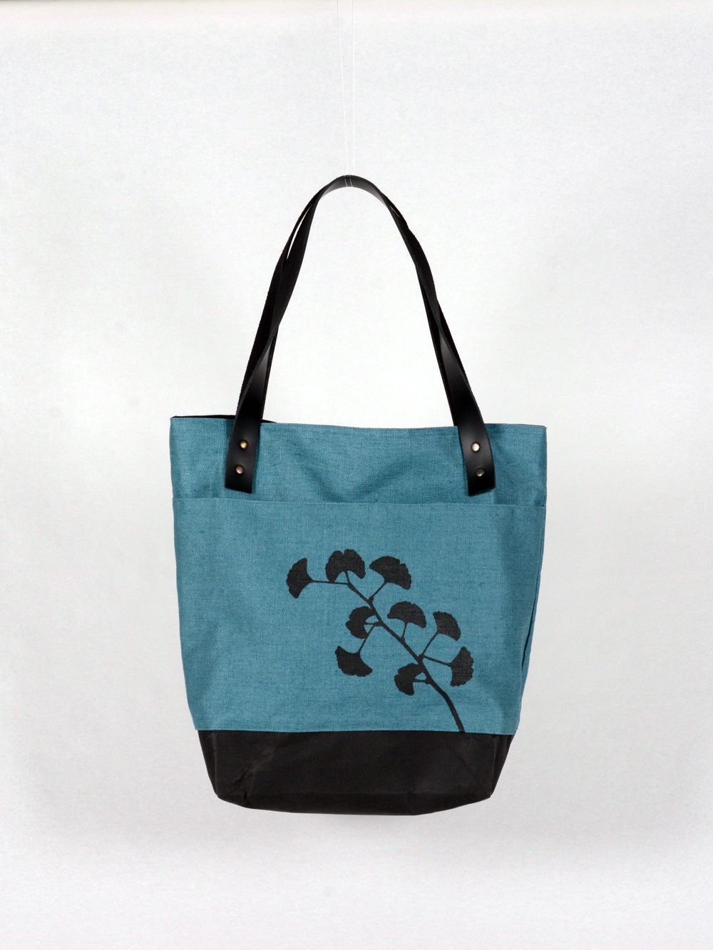 Schultertasche Ginkgo petrol mit schwarzem Druck