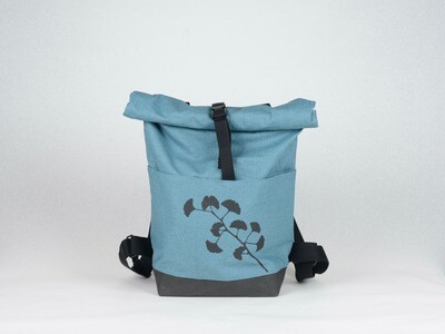 Rucksack Ginkgo petrol mit schwarzem Druck