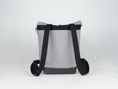 Rucksack Wiese grau Druck schwarz