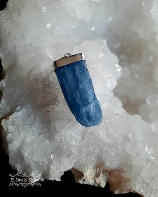 Cianita (Engarce Plata)