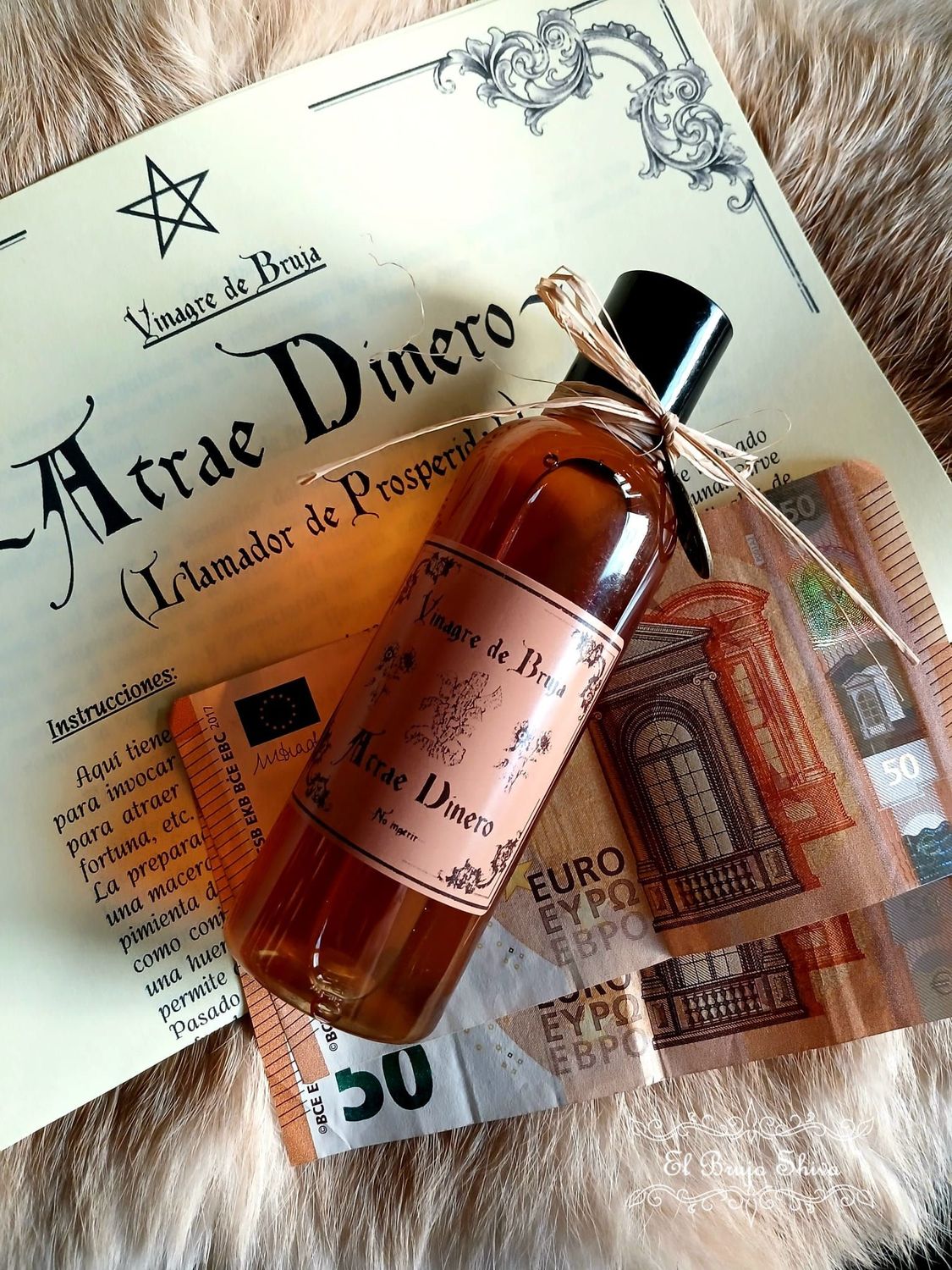 Vinagre atrae dinero (enterrado y ofrendado)