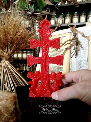 Cruz de Caravaca roja Cruz de Caravaca roja