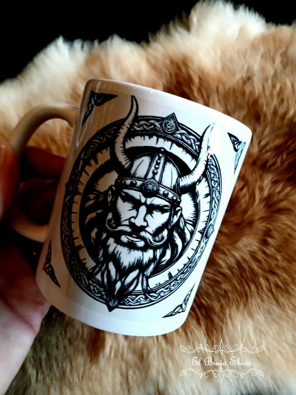 Taza vikingo