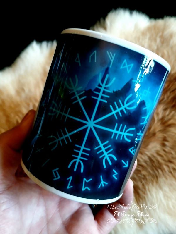 Taza escudo vikingo