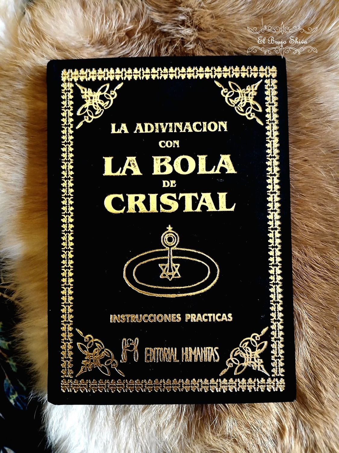 Adivinación con la Bola de Cristal Adivinación con la Bola de Cristal