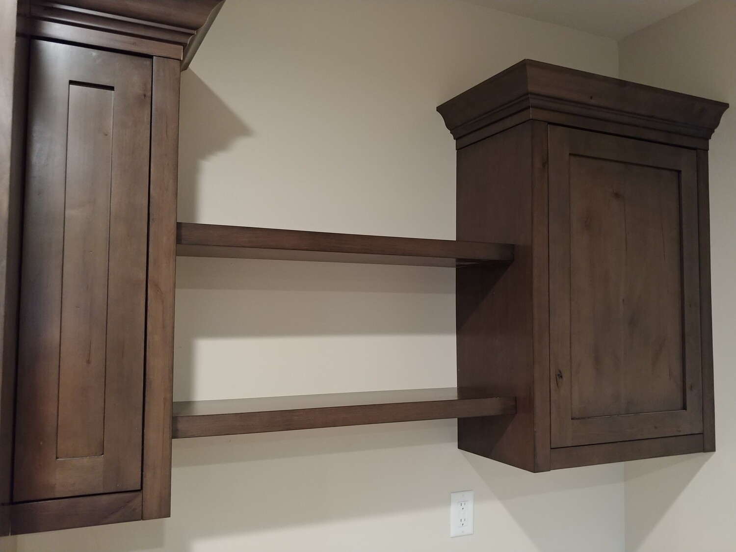 Oxford Brown floating shelf 100% solid wood, includes bracket