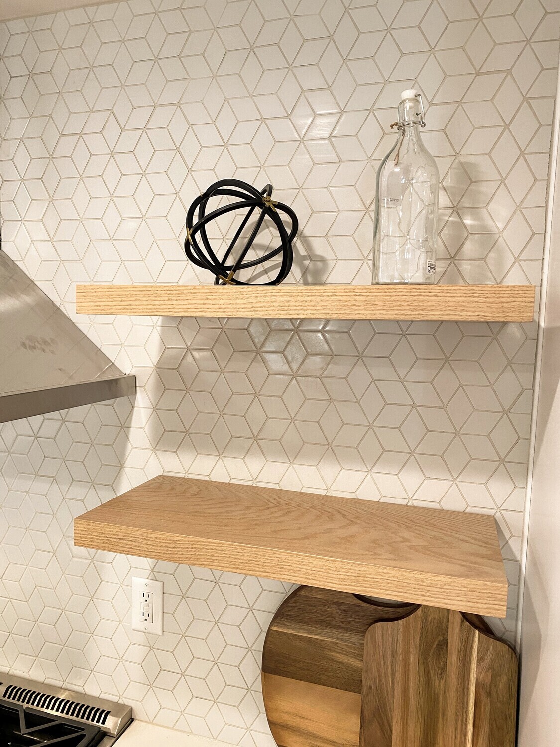 White oak floating shelf, 100% solid wood custom size Length, depth, custom color
