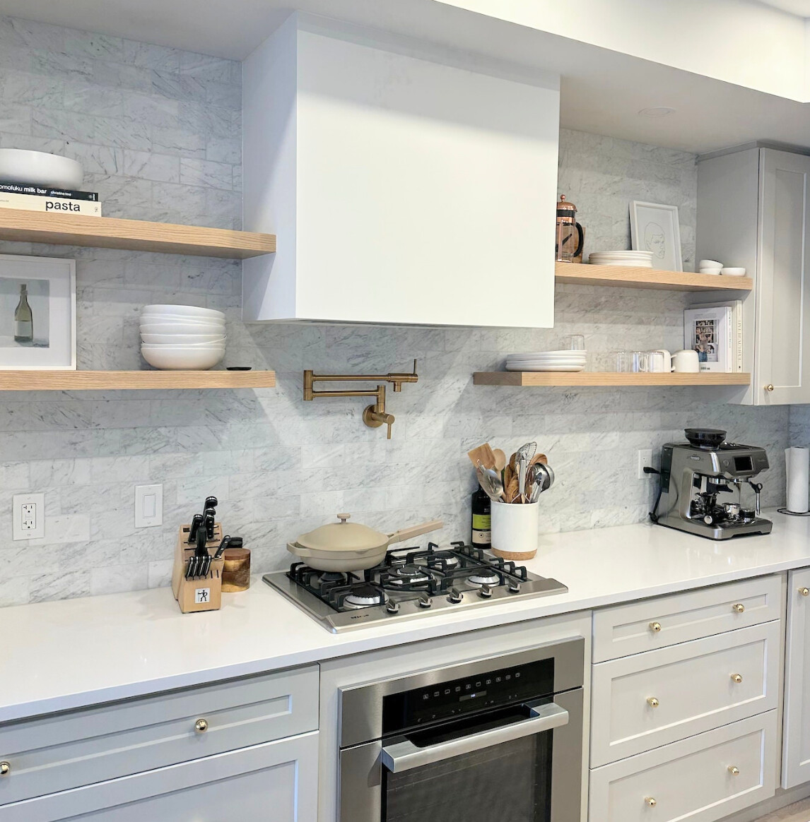 White oak floating shelf, 100% solid wood custom size Length, depth, custom color