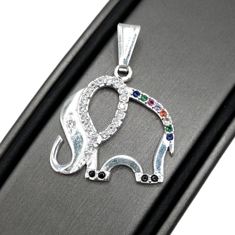 Dije Elefante con micropave. 2.5cm. de largo PLATA .925