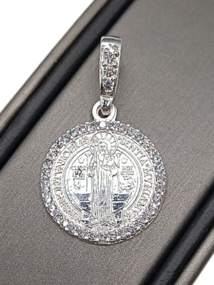 MEDALLA SAN BENITO DIAMANTADA 3.3 CM PLATA .925