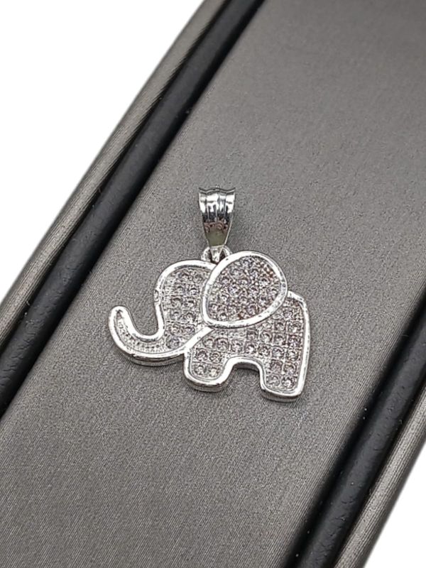 Dije Elefante con micropave. 2 cm. de largo PLATA .925