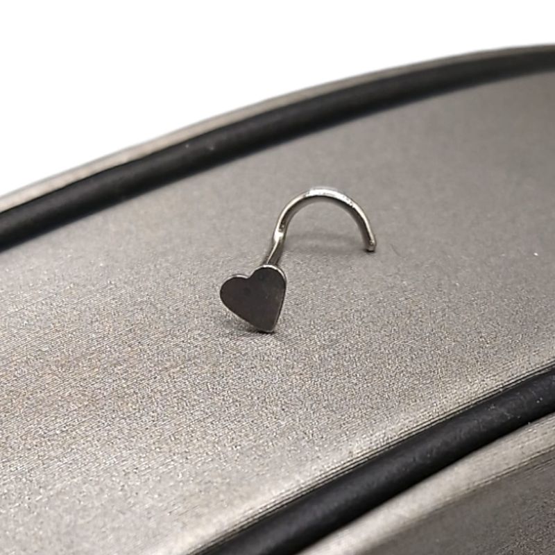 ARETE CORAZON PARA NARIZ  ACERO INOXIDABLE