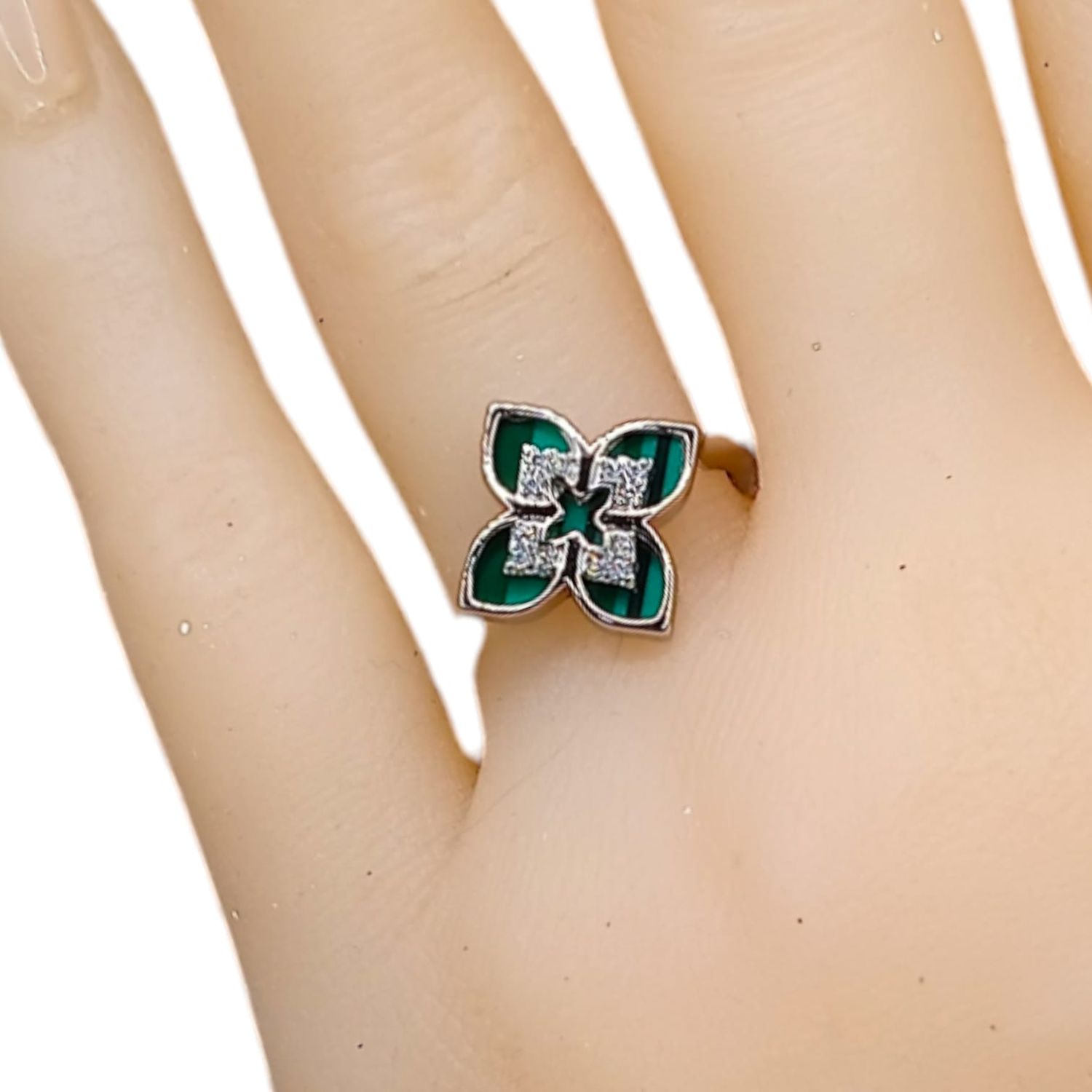 ANILLO FLOR JADE MEDIDA #7 PLATA .925