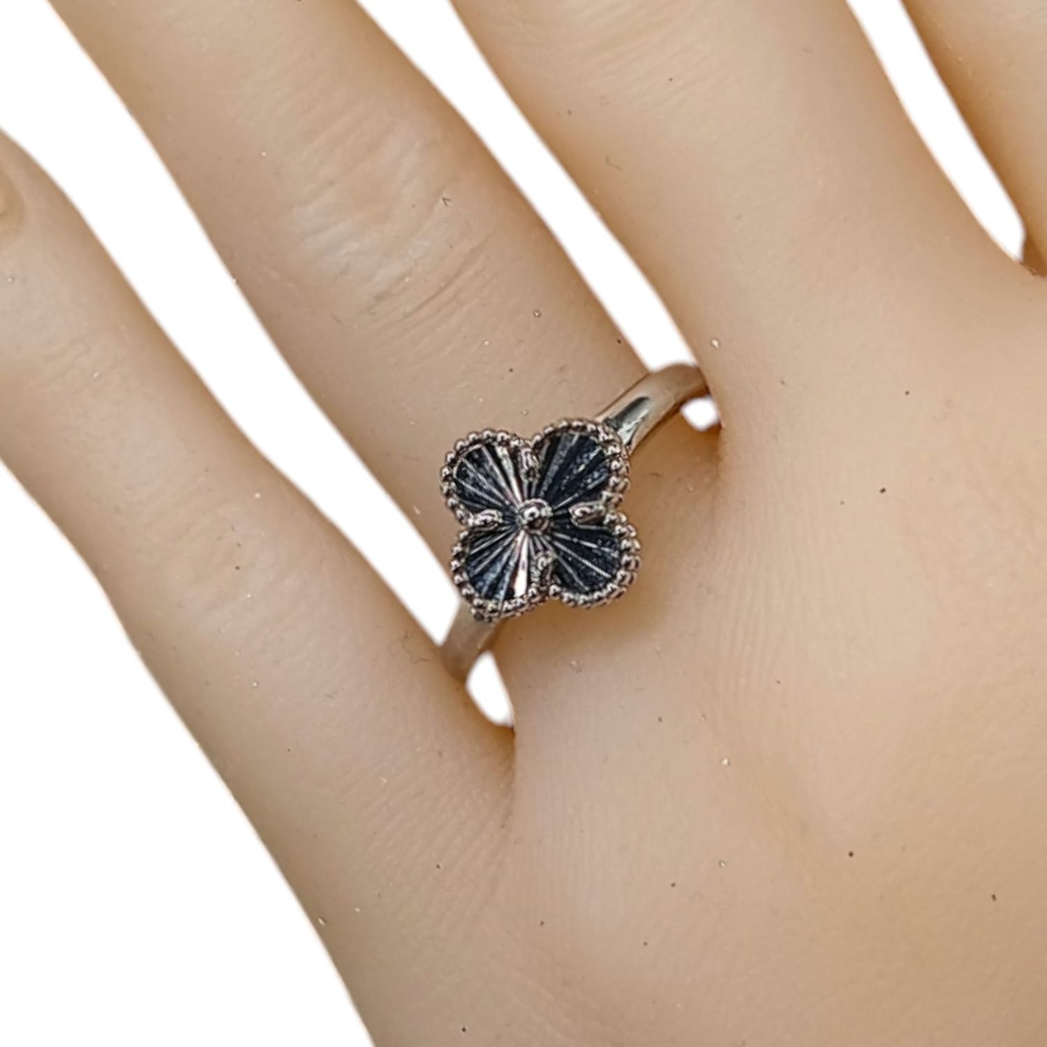 ANILLO FANCY TREBOL # 8.5 PLATA .925