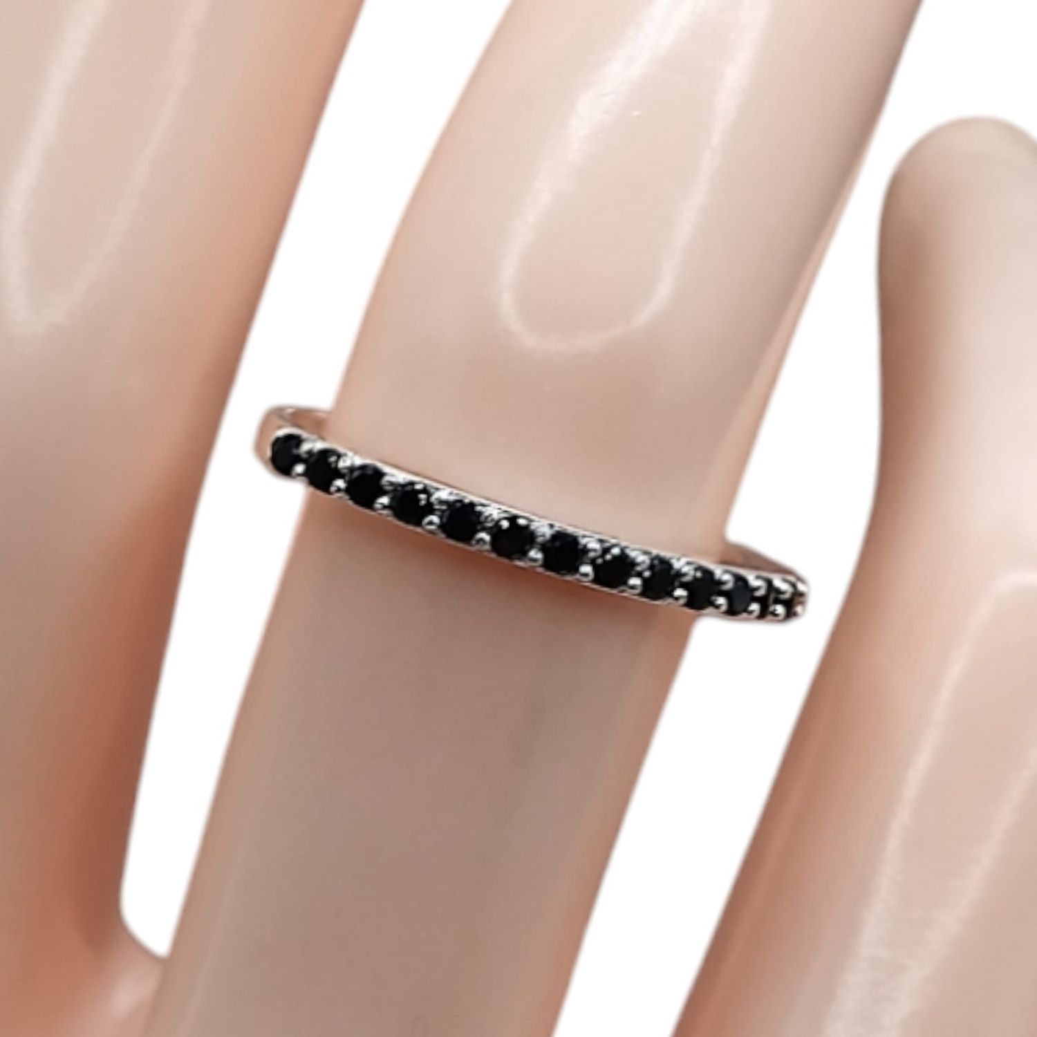ARGOLLA CON CZ NEGRA VARIAS MEDIDAS PLATA .925