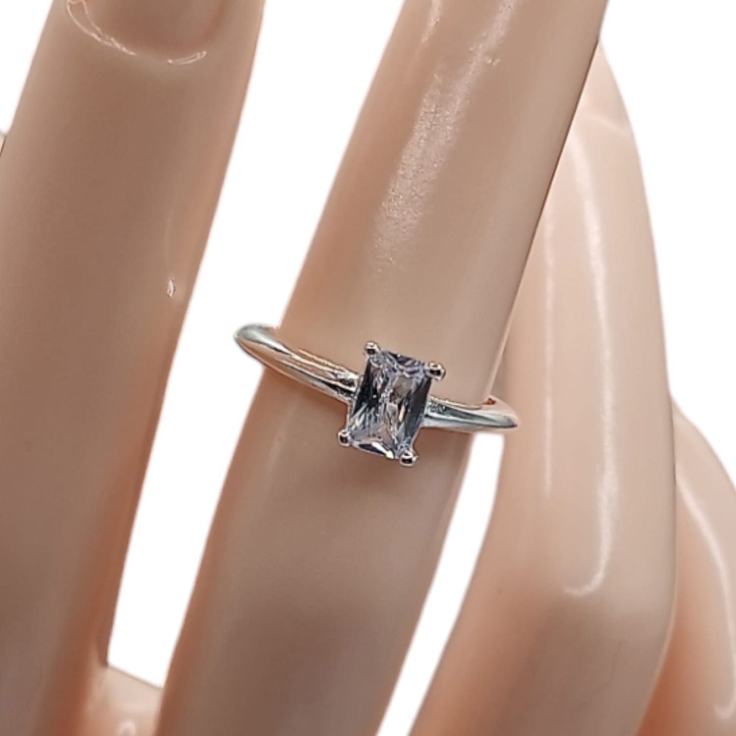 ANILLO SOLITARIO # 4.5 PLATA .925