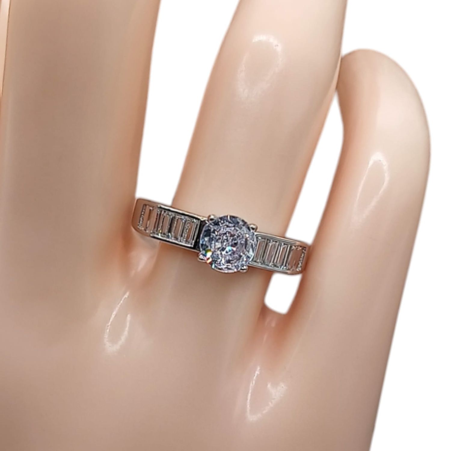 ANILLO SOLITARIO CON BAGUET VARIAS MEDIDAS PLATA .925