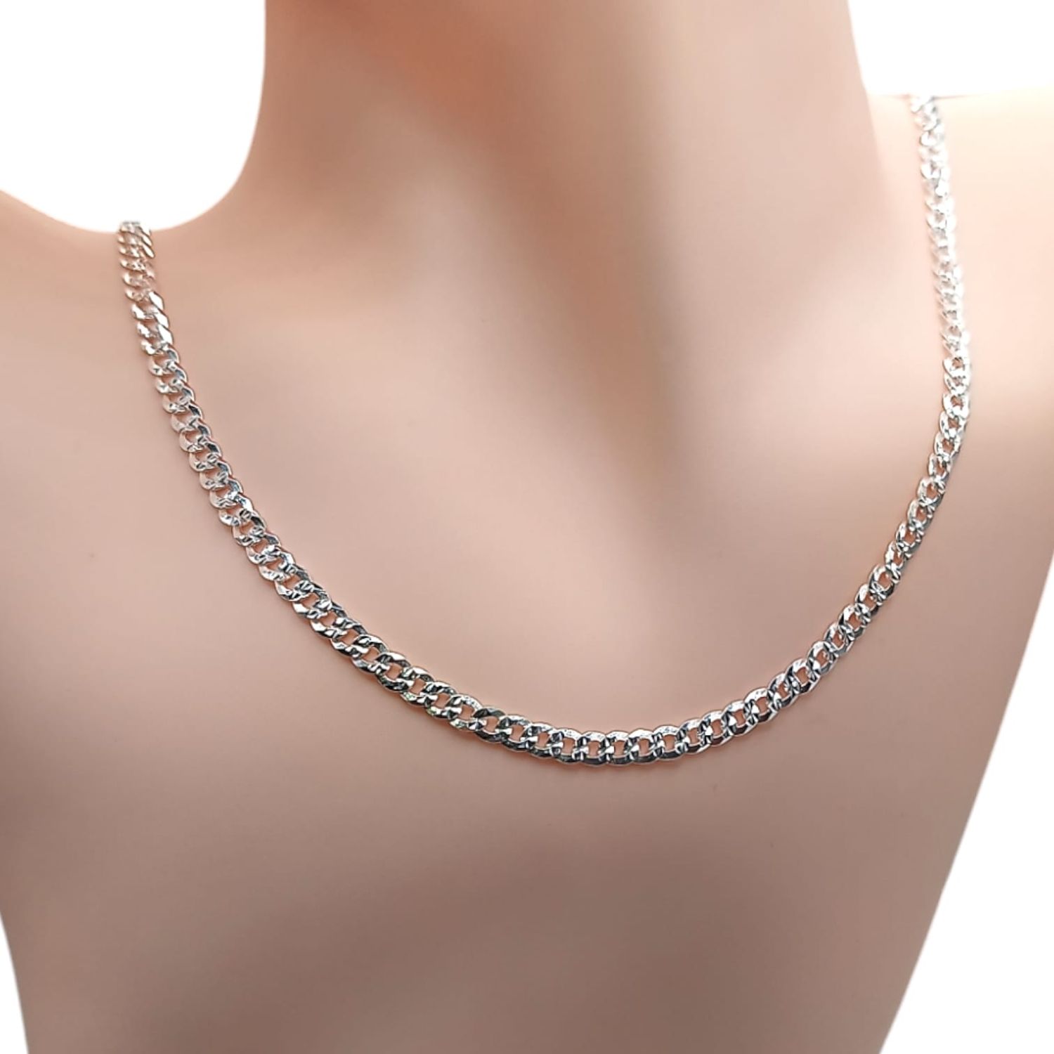 Cadena diamantada cubana largo 26&quot;, ancho 4mm. PLATA .925