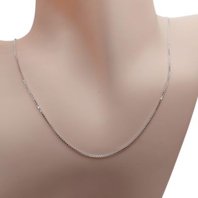 Cadena cubica ajustable  de largo. PLATA .925