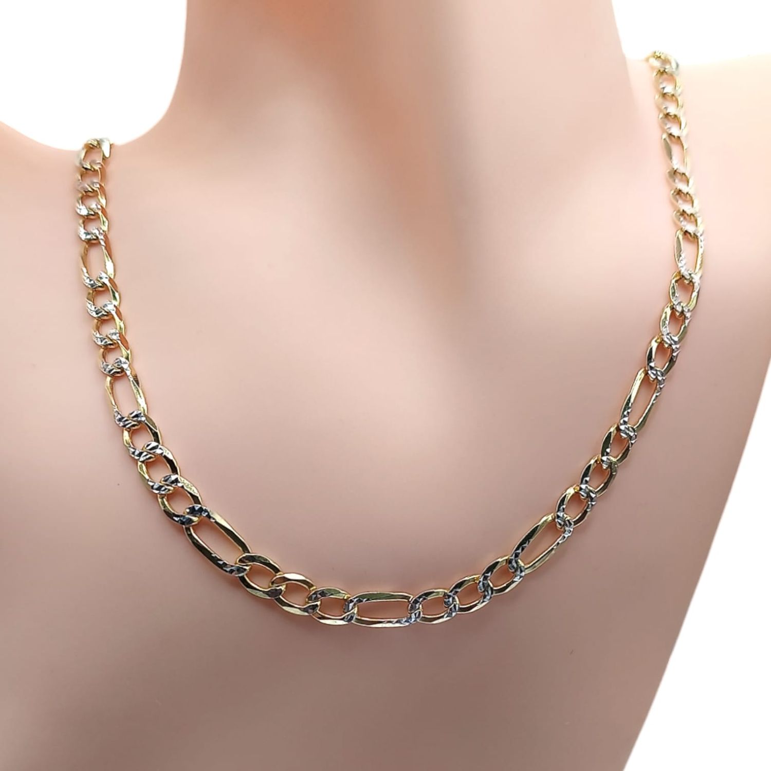 Cadena Fígaro Plata con chapa oro, largo 24&quot;, ancho 6mm PLATA .925