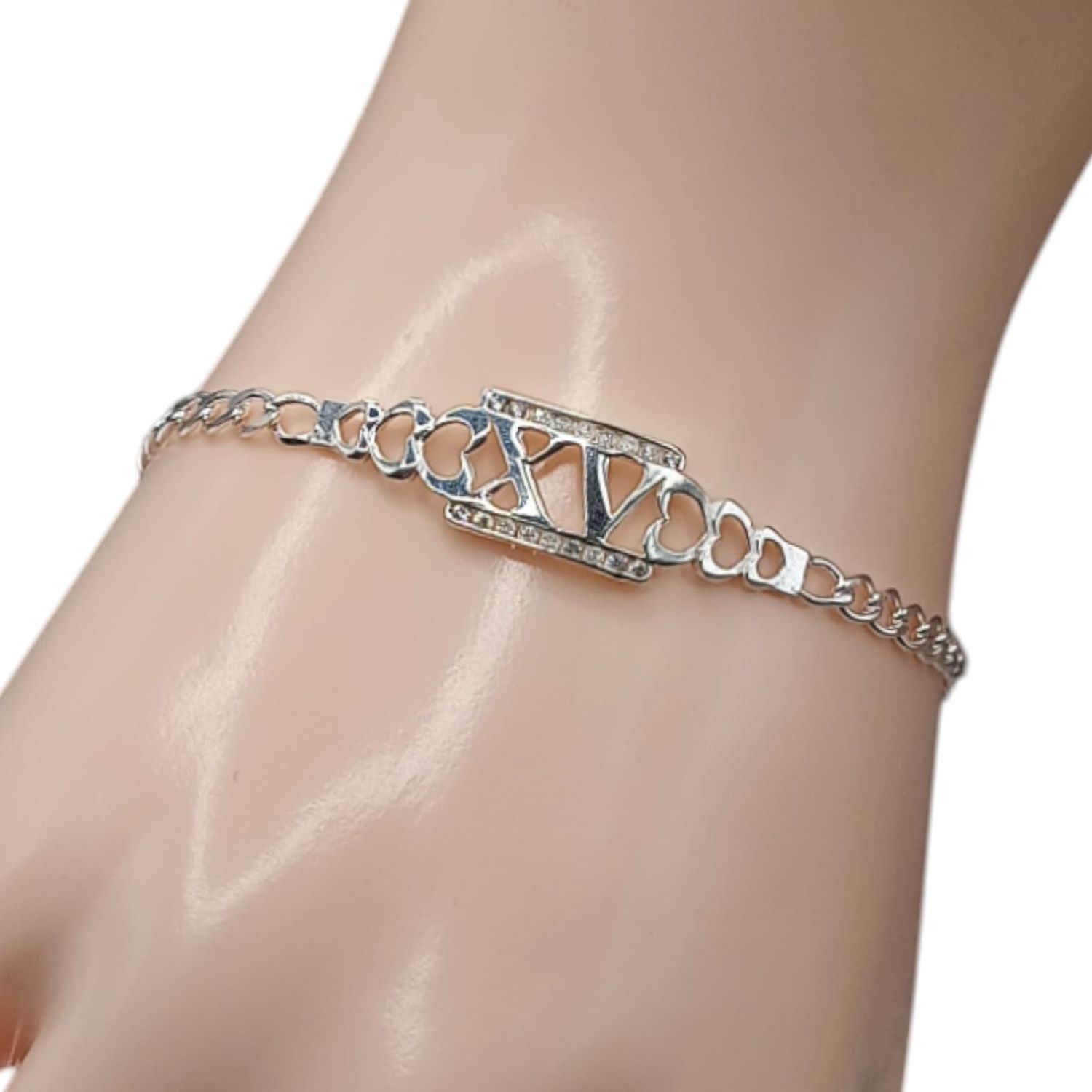 Pulsera cubano XV Años. 3 mm. de ancho. 7&quot; de largo. PLATA .925