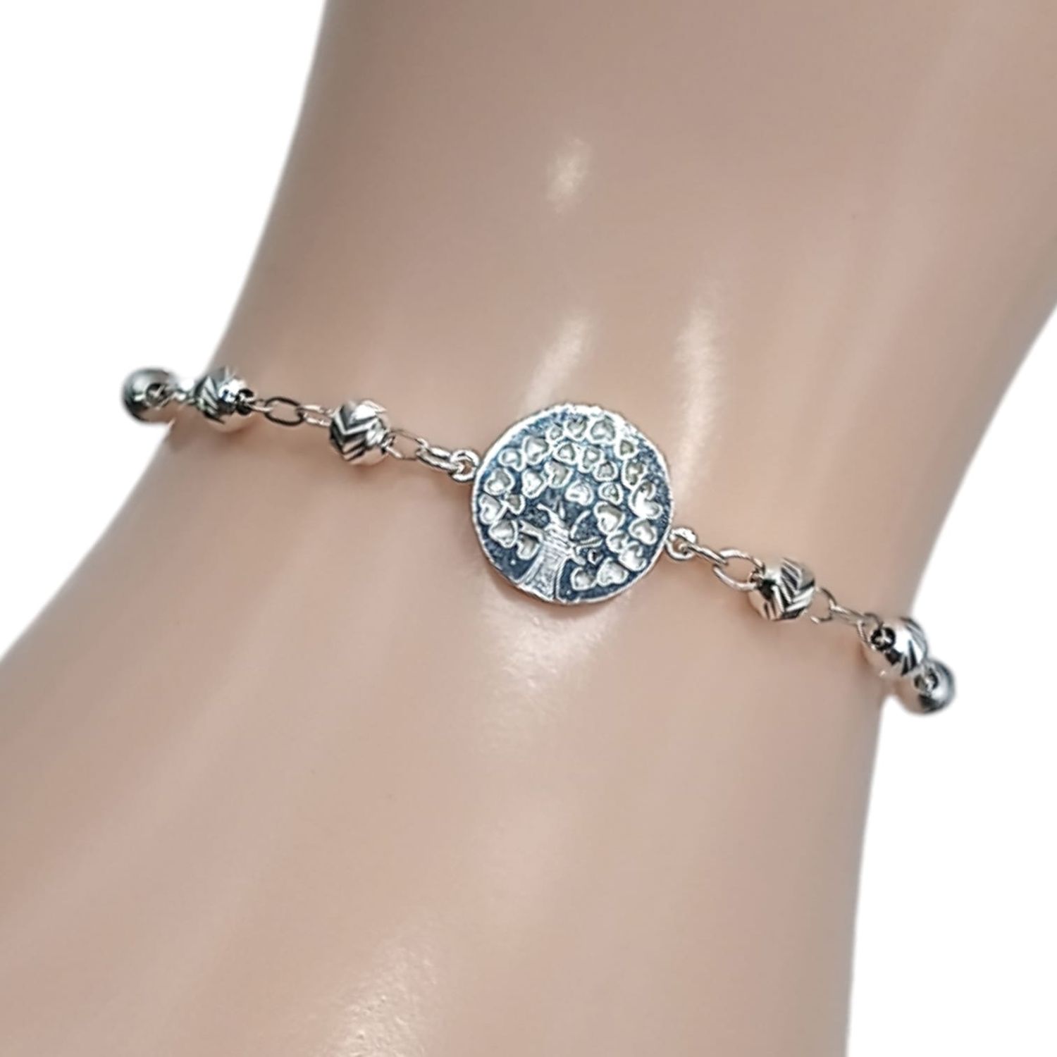 Pulsera Arbol de la vida con bola facetada. 7&quot; de largo. PLATA .925