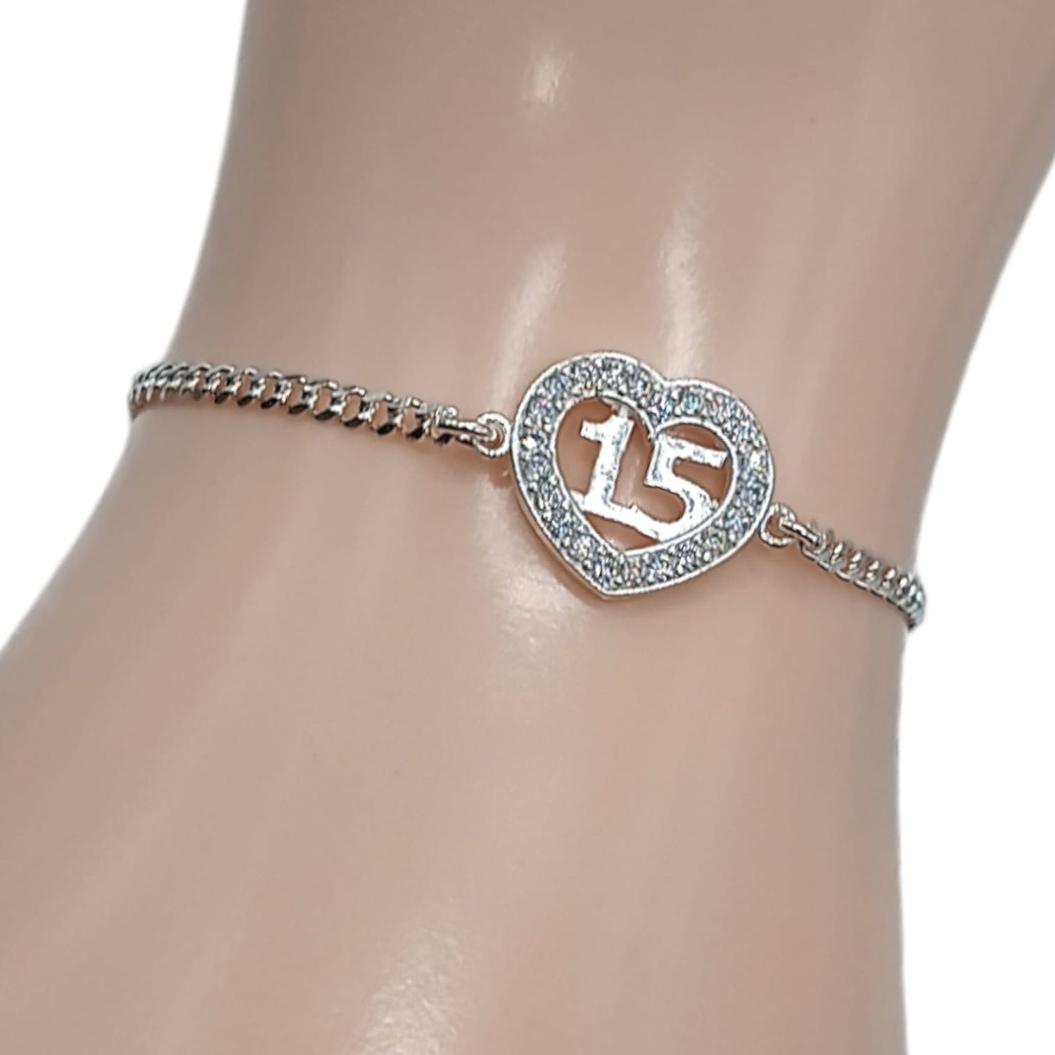 Pulsera 15 años con micropave.7&quot; de largo PLATA .925
