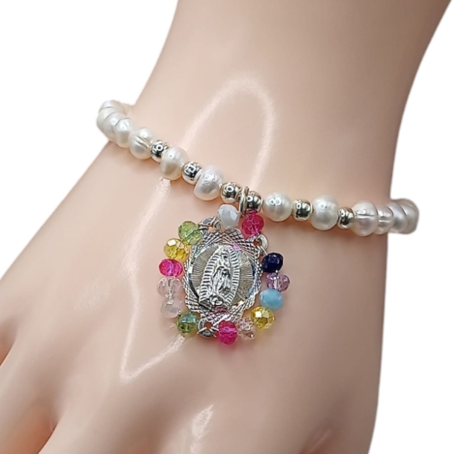 Pulsera elastica  Perlas cultivadas y Virgen de Guadalupe PLATA .925