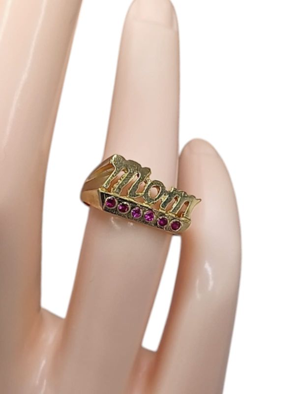 ANILLO MOM CON CZ ROJA # 6 ORO 10K
