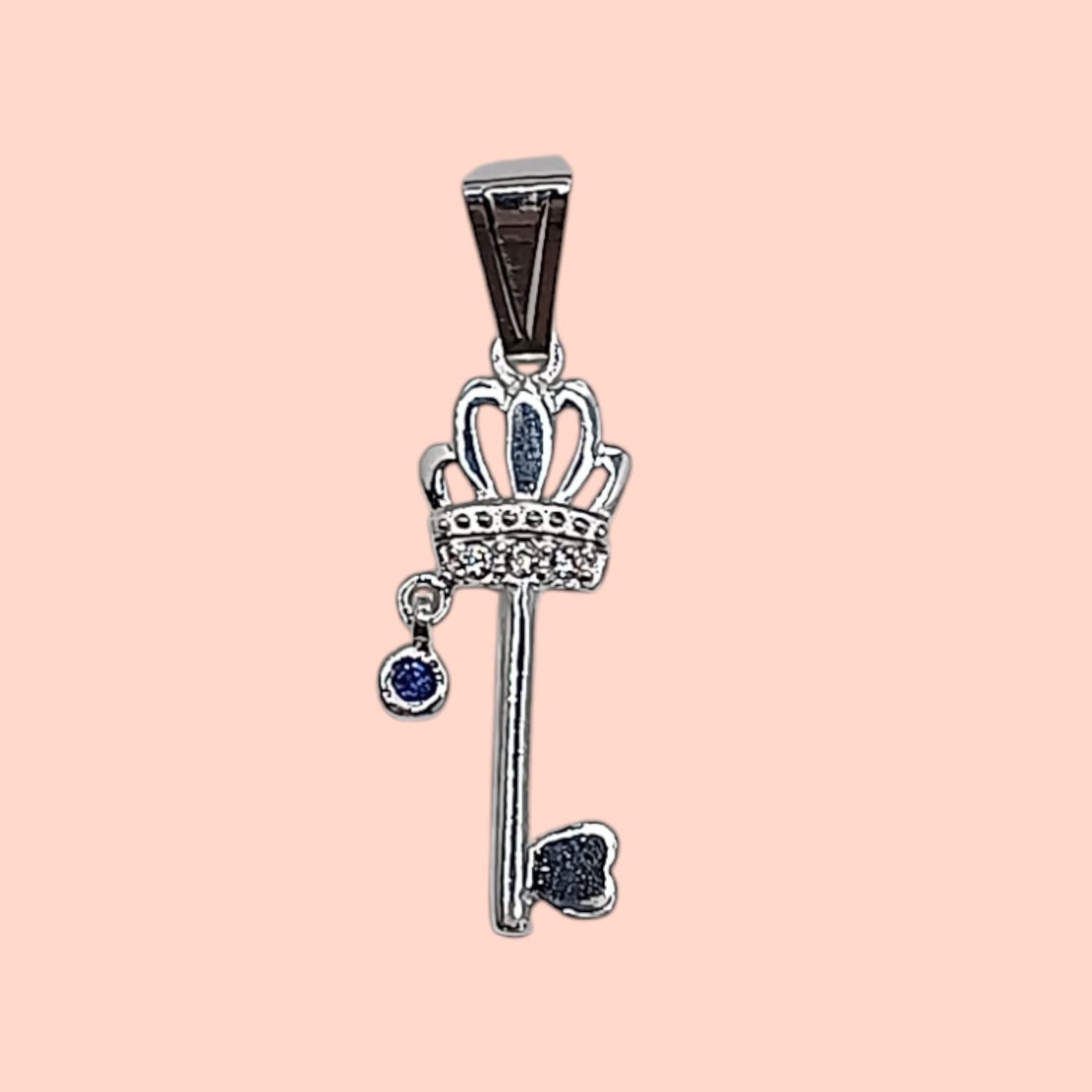 Dije Llave . 2.5cm. de largo PLATA .925