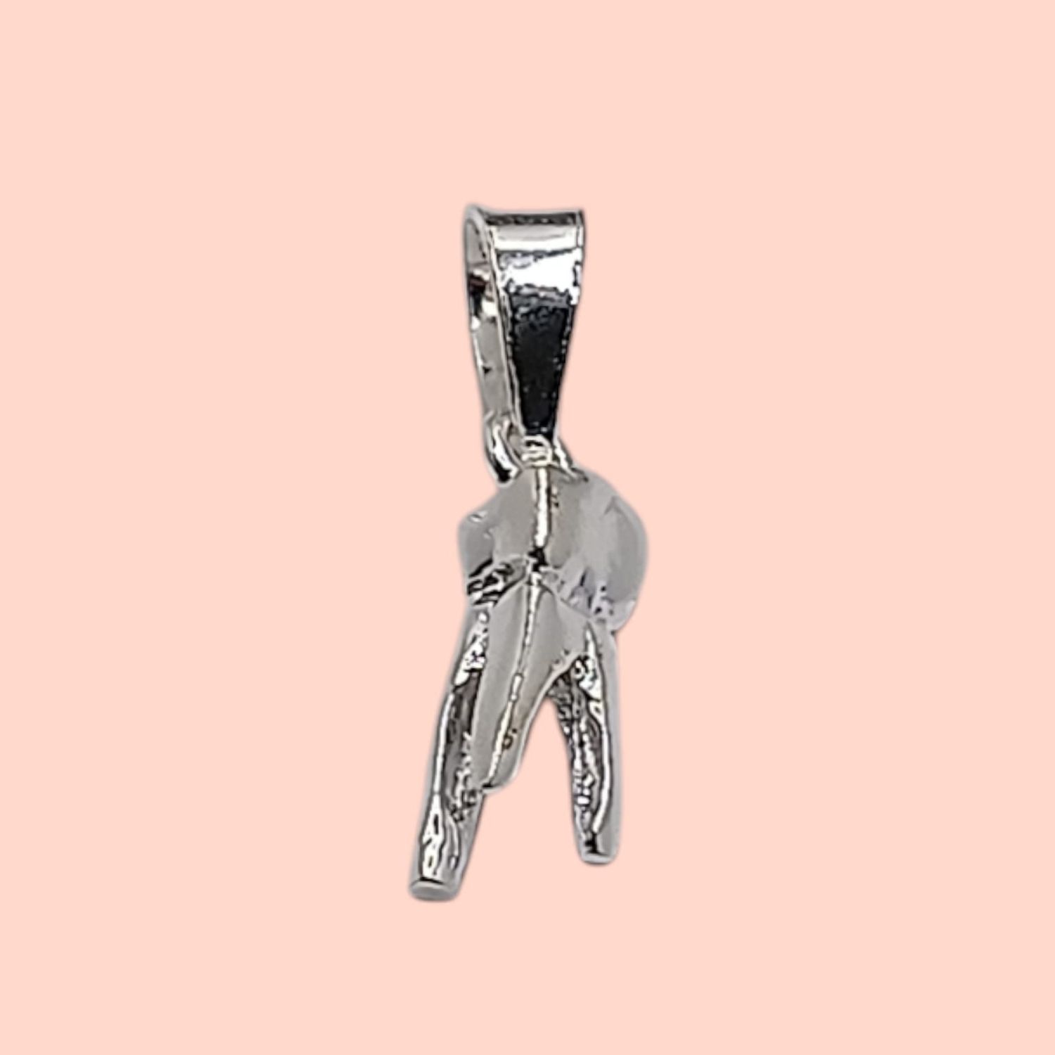 Dije Muela de 1.5cm. de largo. PLATA .925