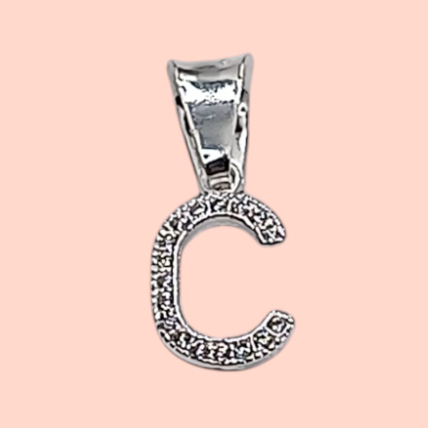 DIJE LETRA C 1 CM CON MINI CZ PLATA .925