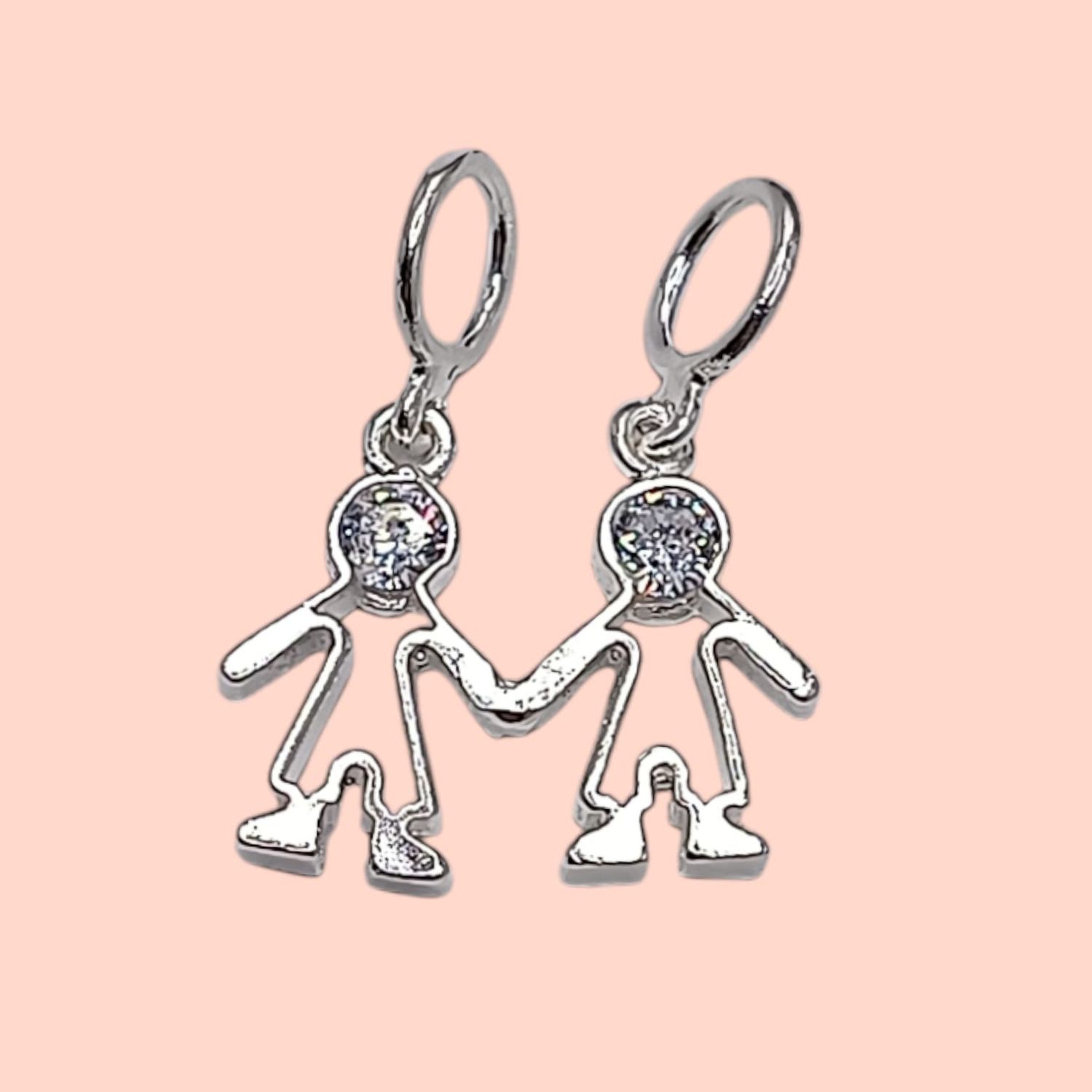 Dije Dos Niños con circonia blanca, 2 cm. de largo PLATA .925