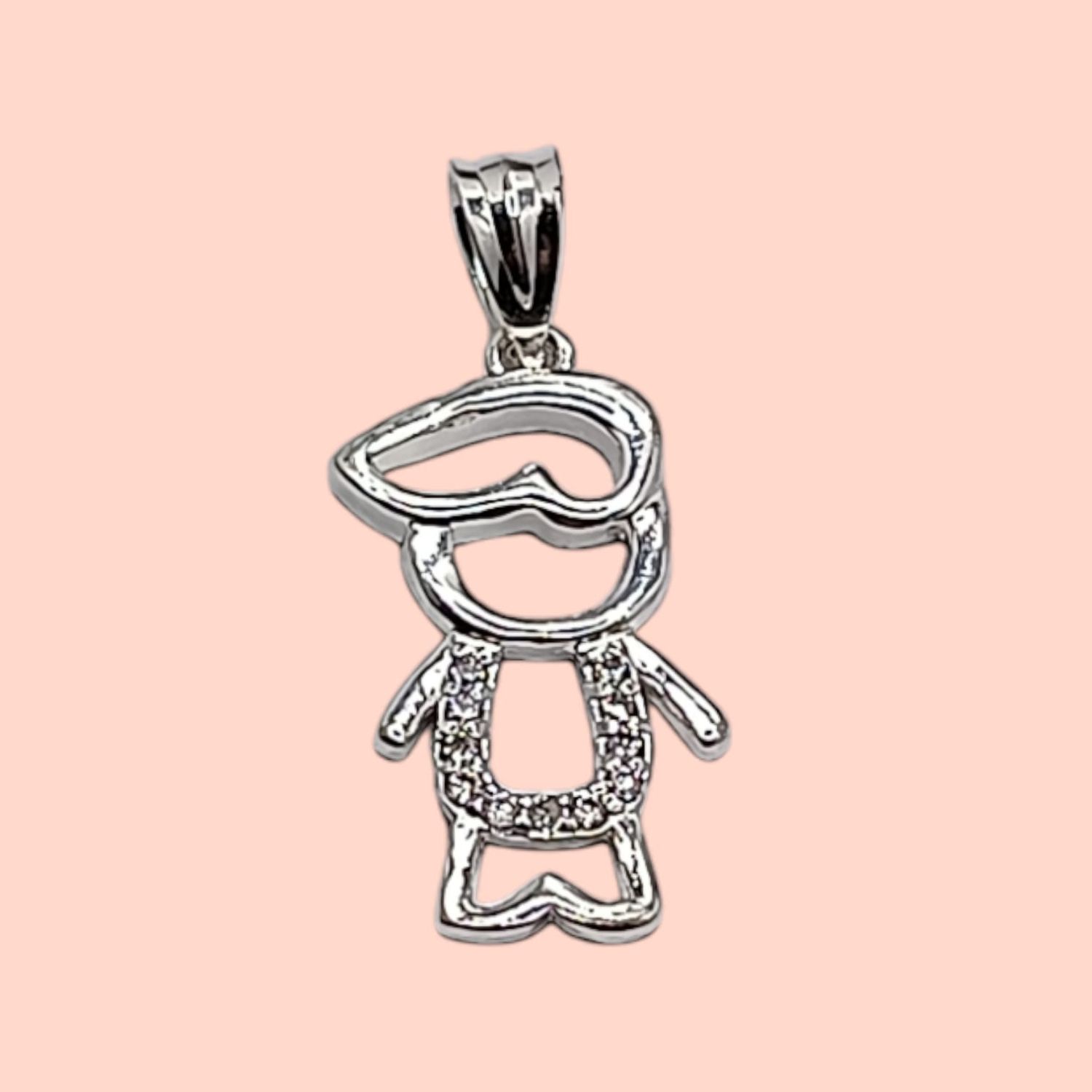 Dije Niño con micropave, 2 cm. de largo. PLATA .925
